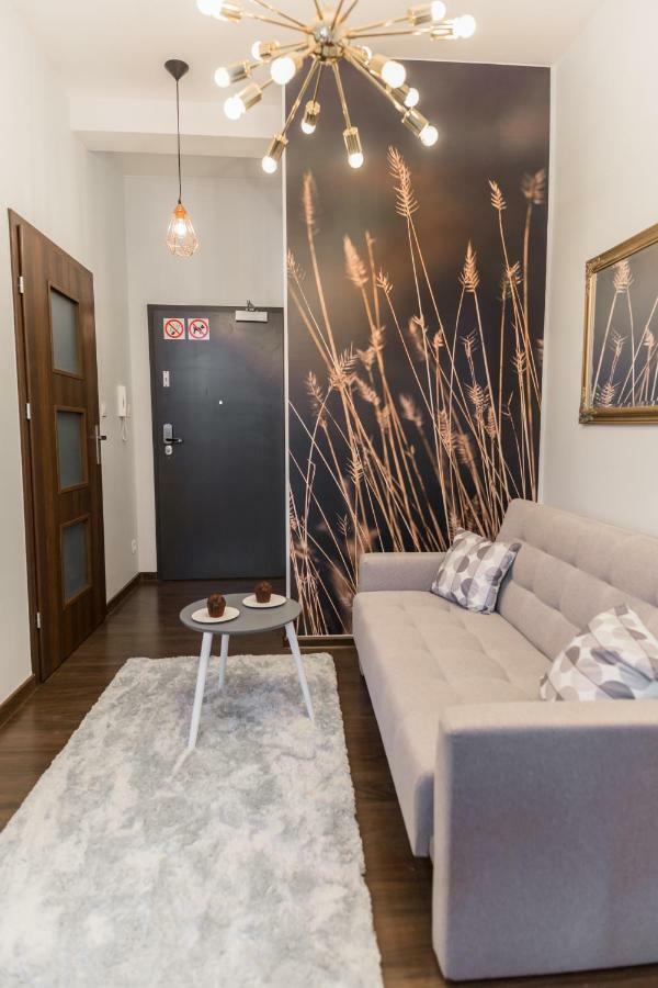 Goldeneye Apartment Center Wroclaw Exterior photo